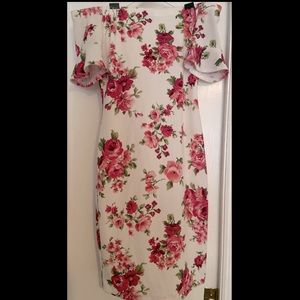 NWT Bisou Bisou Floral dress